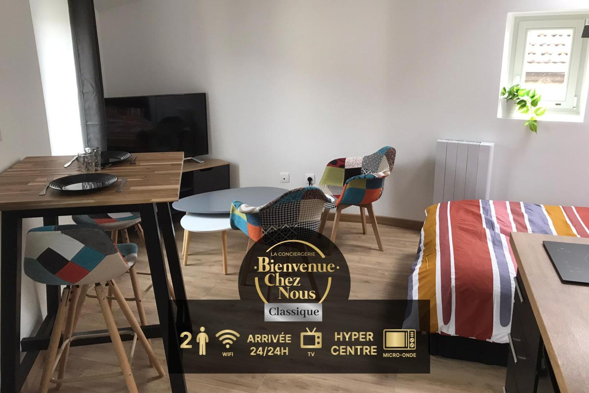 Super Studio refait à neuf proche des commerces Royat Extérieur photo